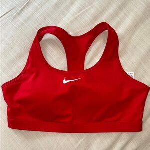 Nike Women's Swoosh Medium Support Padded Sports Bra